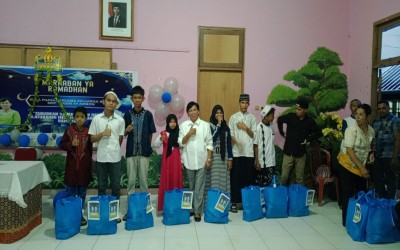 Pererat Silaturahmi, SMP Negeri 19 Ambon Gelar Buka Puasa Bersama dan Penyerahan Paket Lebaran