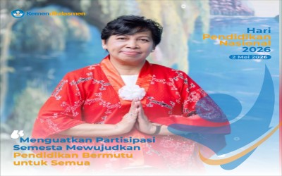 Kobarkan Semangat Merdeka Belajar, SMPN 19 Ambon Gelar Upacara Hardiknas 2026 dengan Nuansa Budaya